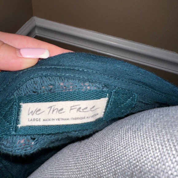 Free people - Picture 4 of 4